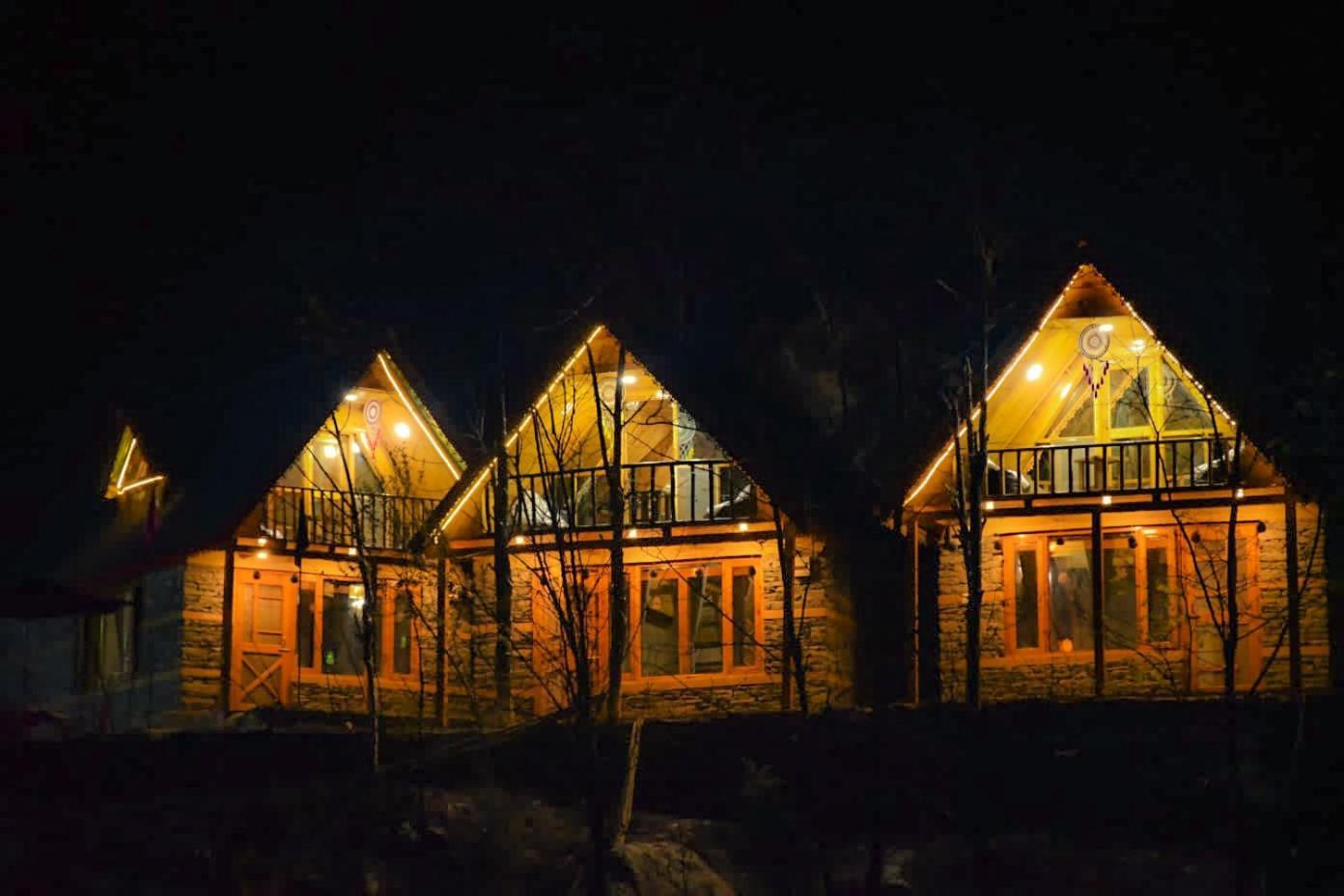 Sainj Riverside Cottages المظهر الخارجي الصورة